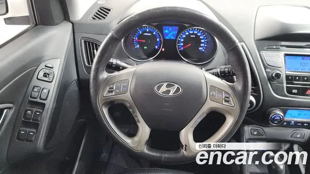 Hyundai Tucson 2012 thumb 12