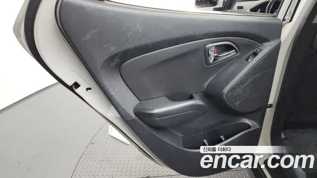 Hyundai Tucson 2012 thumb 9