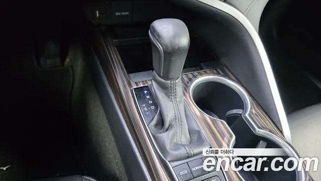 Toyota Camry 2019 thumb 12