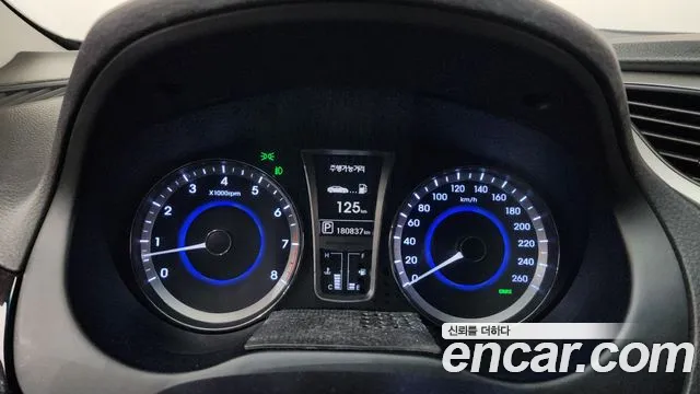 Hyundai Grandeur 2014 thumb 3