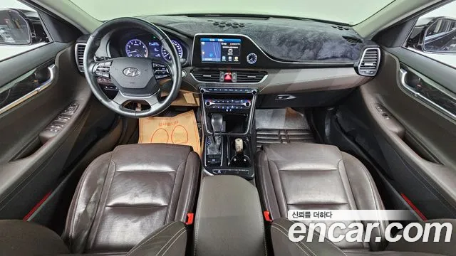 Hyundai Grandeur 2016 thumb 5