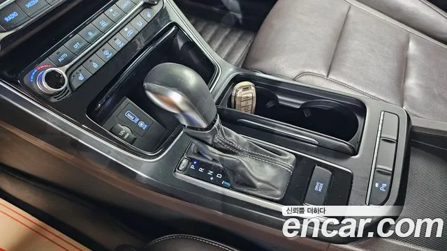 Hyundai Grandeur 2016 thumb 11