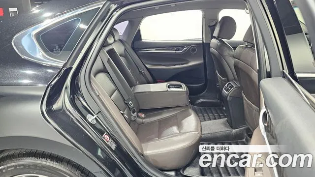 Hyundai Grandeur 2016 thumb 3