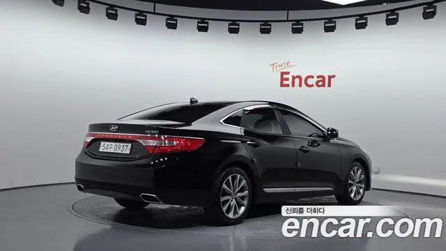 Hyundai Grandeur 2016 thumb 5