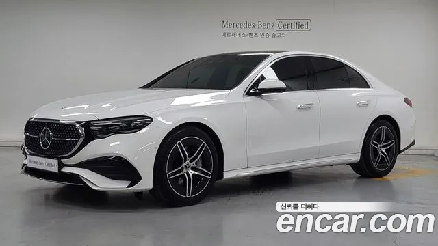 Mercedes-Benz E-Class 2024 thumb 3