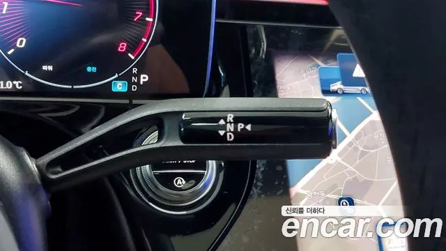 Mercedes-Benz E-Class 2024 thumb 10