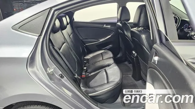 Hyundai Accent 2016 thumb 4