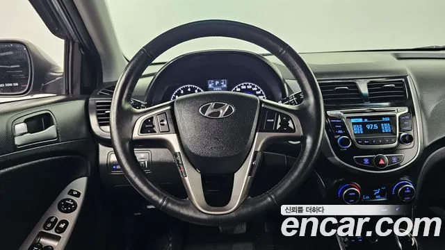 Hyundai Accent 2016 thumb 7