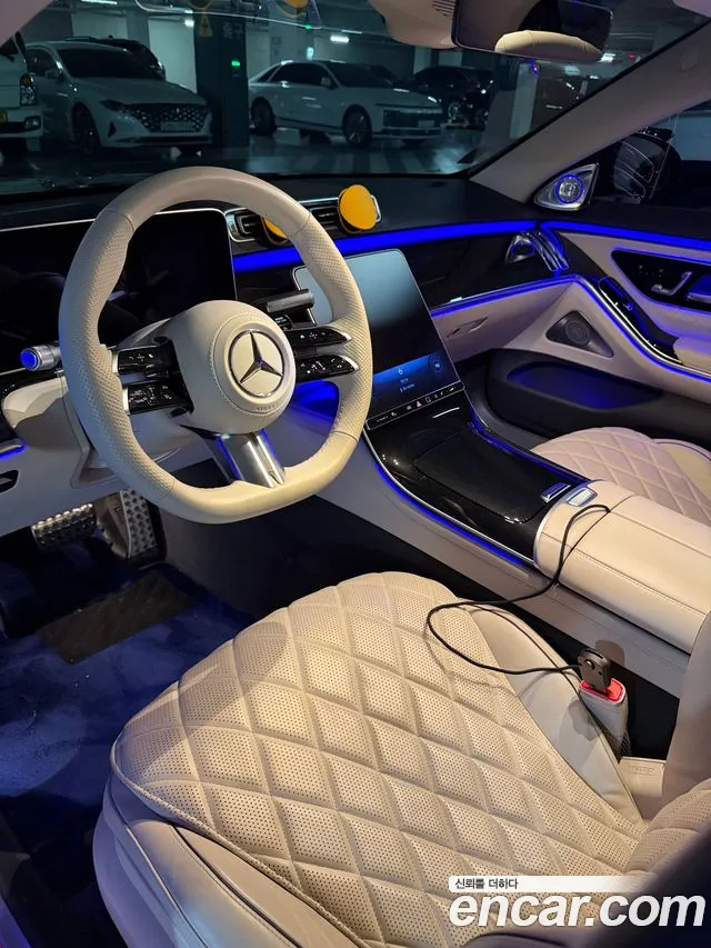 Mercedes-Benz S-Class 2023 thumb 8