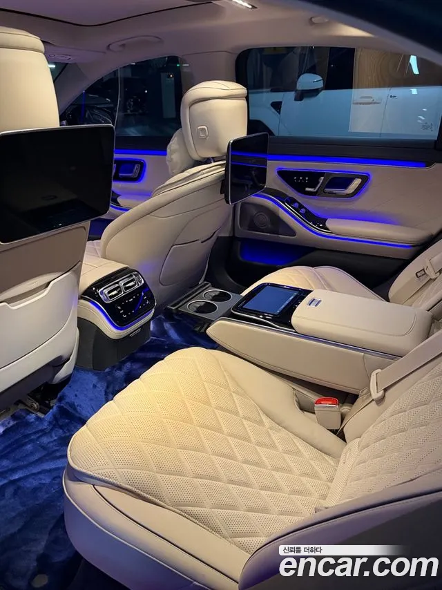 Mercedes-Benz S-Class 2023 thumb 12