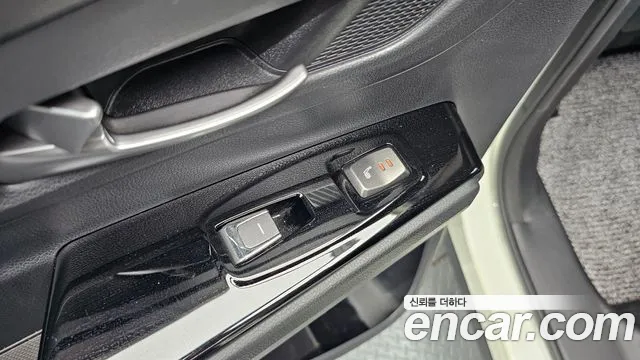 KGM Korando 2020 thumb 12