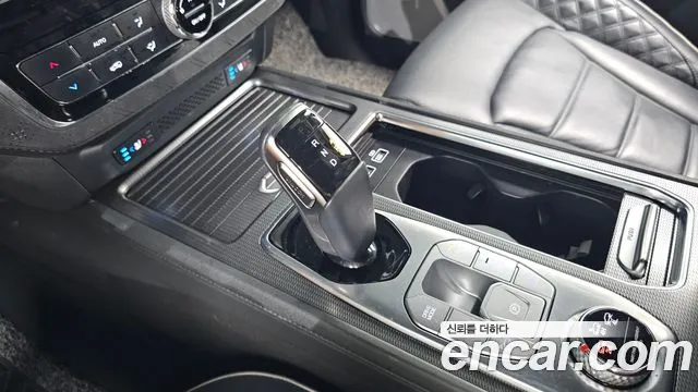 KGM Rexton 2022 thumb 8