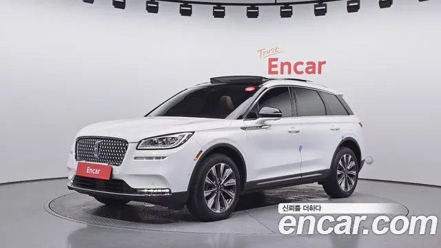 Lincoln Corsair 2021 thumb 8
