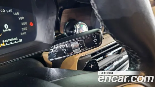 Lincoln Corsair 2021 thumb 3