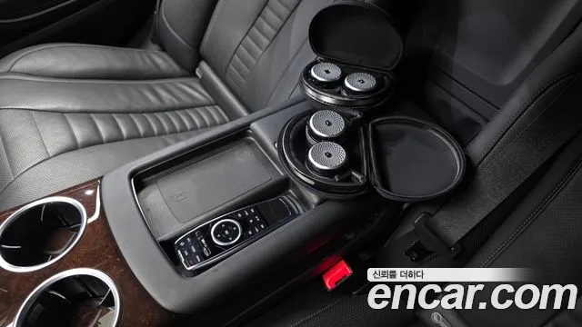 Mercedes-Benz S-Class 2020 thumb 2
