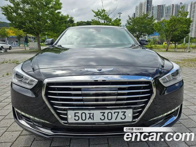 Genesis G90 2018 thumb 11