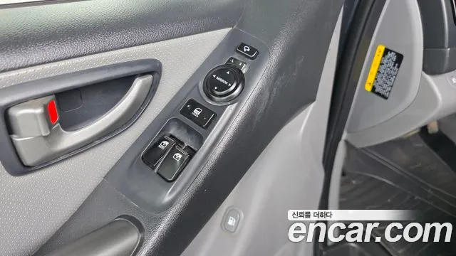 Hyundai Staria 2017 thumb 5