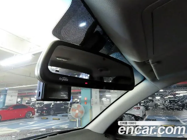 KGM Rexton 2018 thumb 4