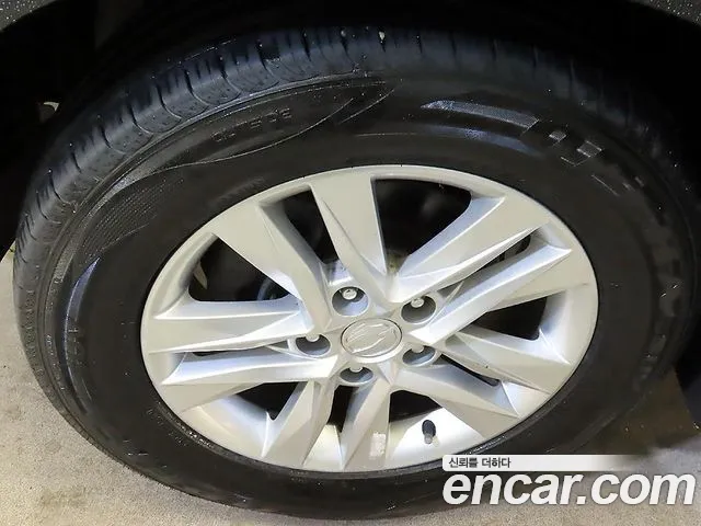 KGM Rexton 2018 thumb 3