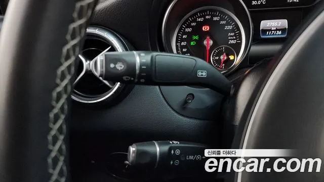 Mercedes-Benz A-Класс 2017 thumb 4