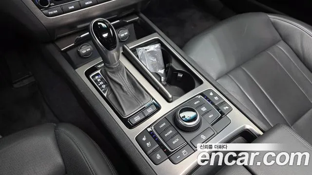 Hyundai Genesis 2015 thumb 12