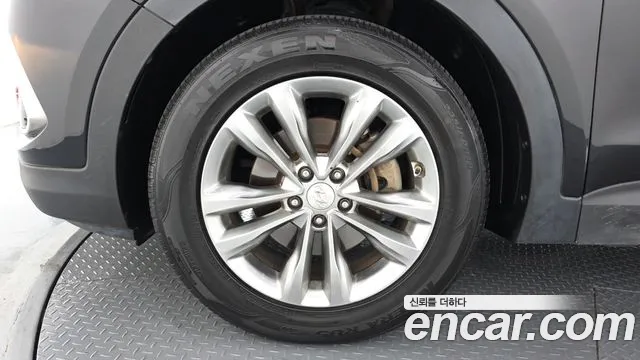 Hyundai Santafe 2015 thumb 11