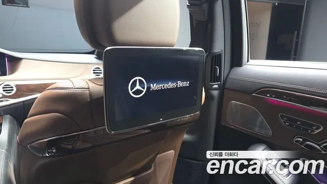 Mercedes-Benz S-Class 2019 thumb 5