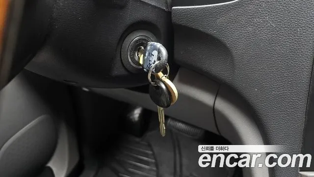 Hyundai Staria 2011 thumb 3
