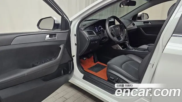 Hyundai LF 2015 thumb 3