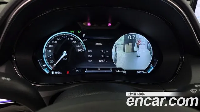 Genesis GV70 2022 thumb 3