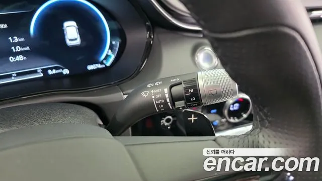 Genesis GV70 2022 thumb 9