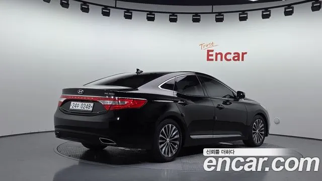 Hyundai Grandeur 2013 thumb 8
