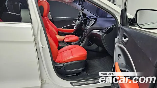 Hyundai Санта Фе 2014 thumb 2