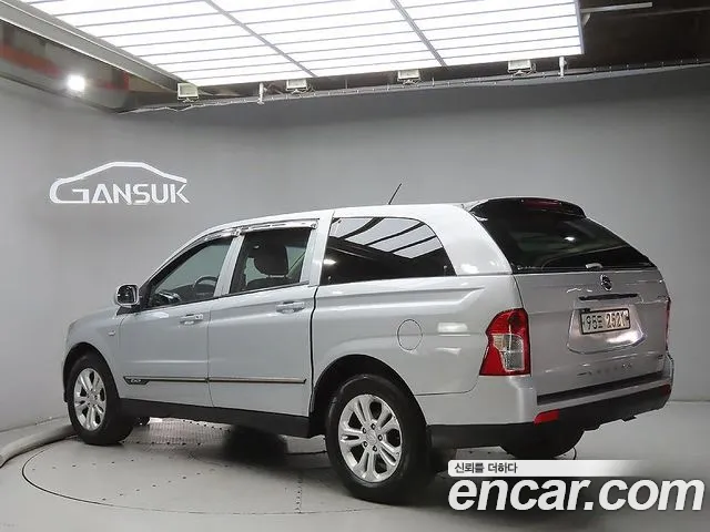 KGM Korando 2015 thumb 4