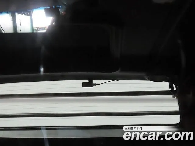 KGM Korando 2015 thumb 12