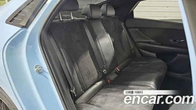 Hyundai Elantra 2023 thumb 5