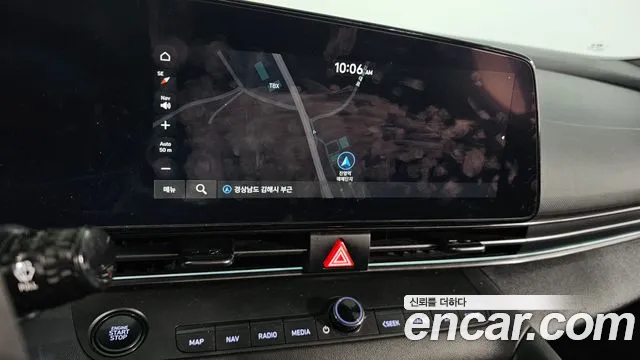 Hyundai Elantra 2023 thumb 8