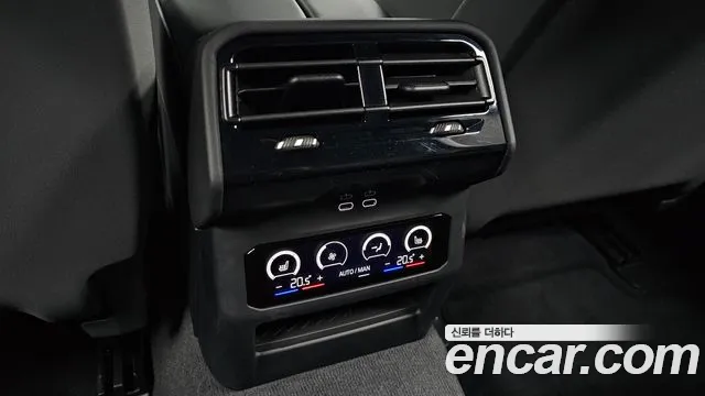 BMW 5 серии 2025 thumb 4