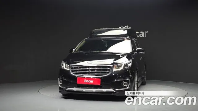 Kia Carnival 2017 thumb 8