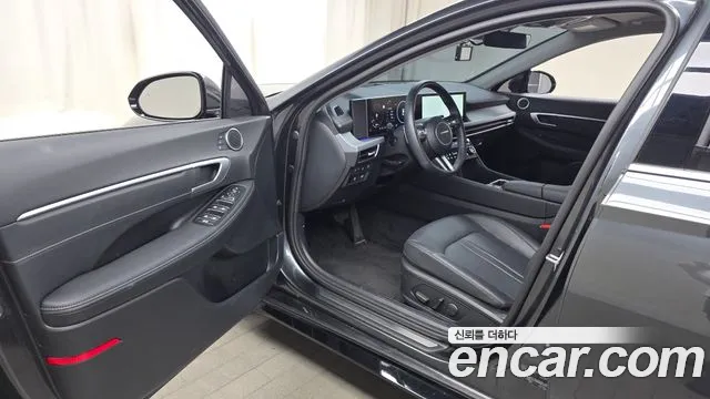 Hyundai Sonata 2025 thumb 4
