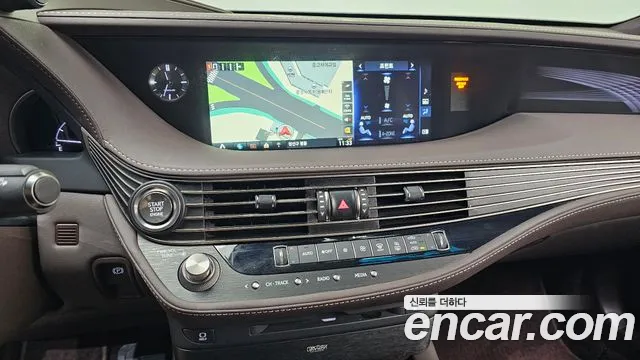 Lexus LS 500 2019 thumb 4