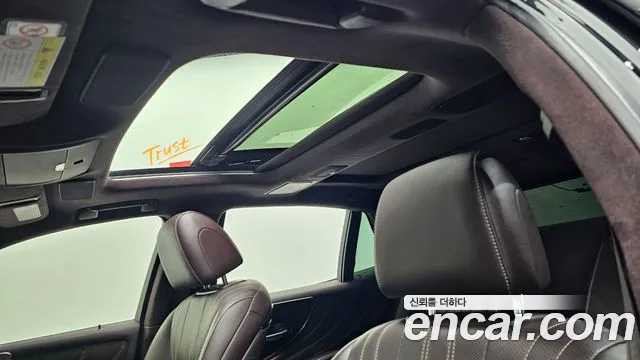 Lexus LS 500 2019 thumb 6