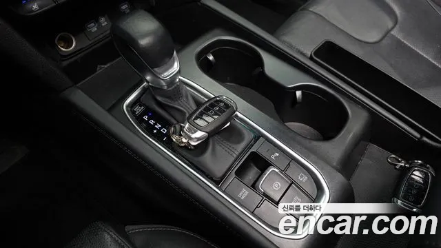 Hyundai Santa Fe 2019 thumb 10