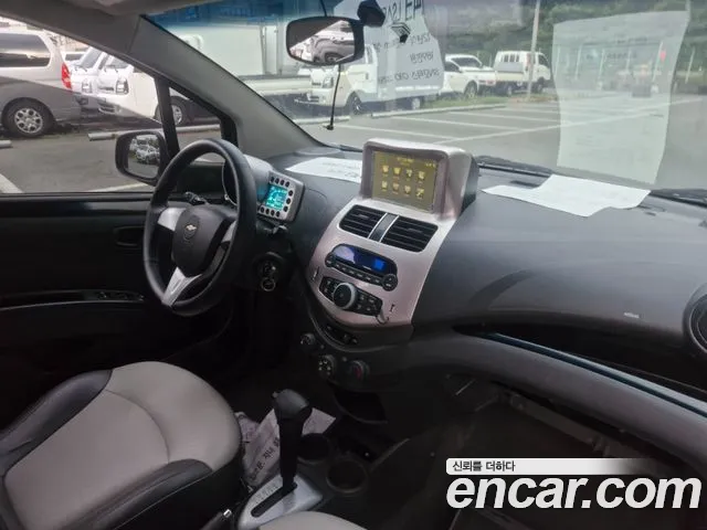 Chevrolet Spark 2011 thumb 2