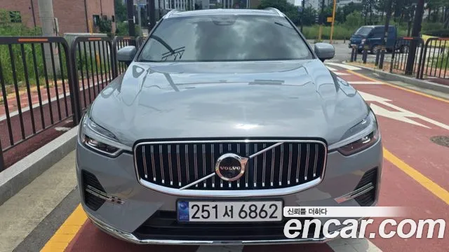 Volvo XC60 2023 thumb 9