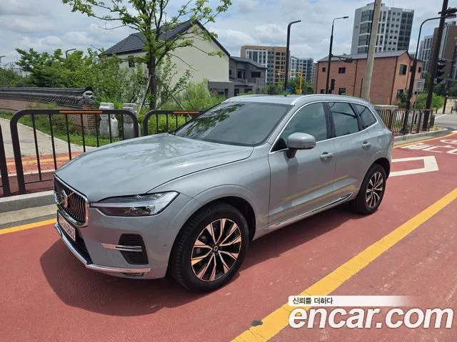 Volvo XC60 2023 thumb 8