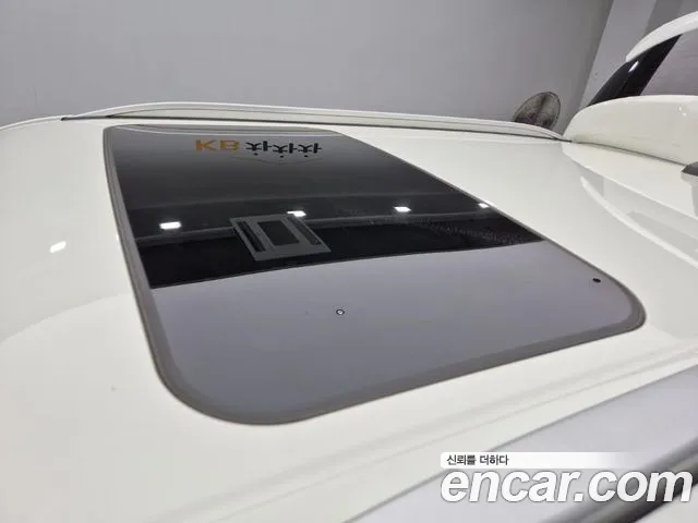 KGM TIBOLI 2018 thumb 3