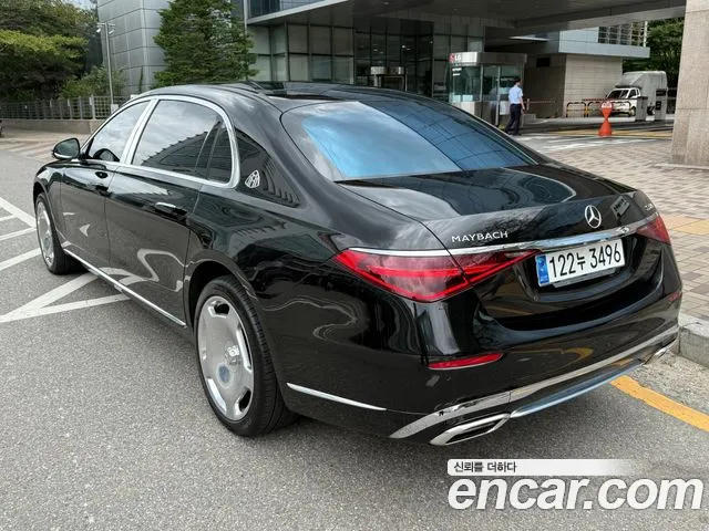 Mercedes-Benz S-Class 2023 thumb 4