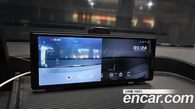 Hyundai Staria 2025 thumb 5