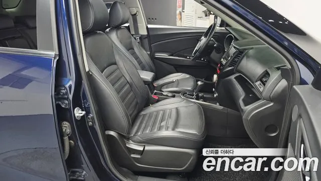 KGM Tivoli Air 2016 thumb 3
